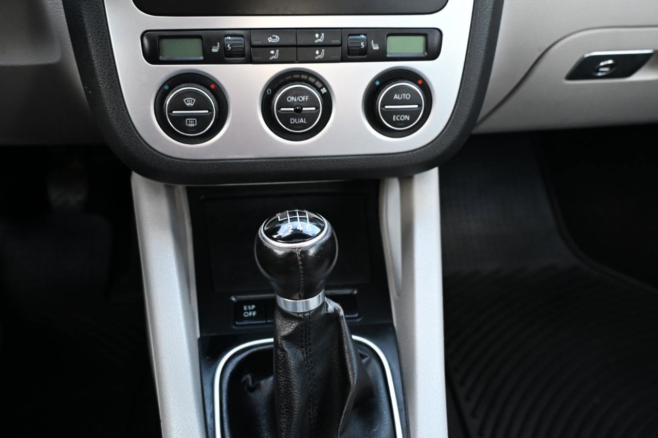 Used 2007 Volkswagen Eos 2.0T FWD image 20