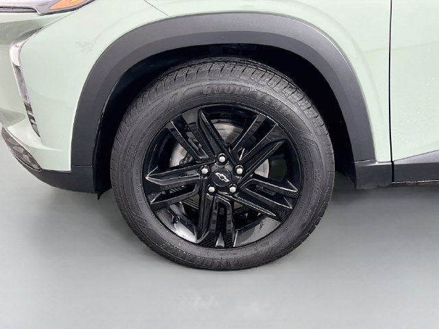 Used 2025 Chevrolet Trax ACTIV w/ Driver Confidence Package FWD image 26