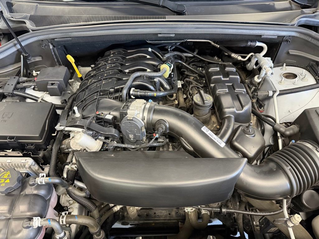 Used 2023 Dodge Durango GT image 11