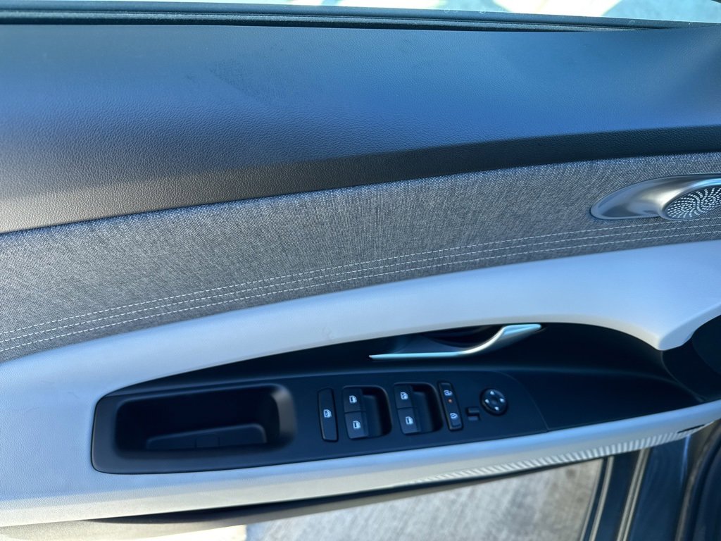 New 2026 Hyundai Elantra Limited image 17