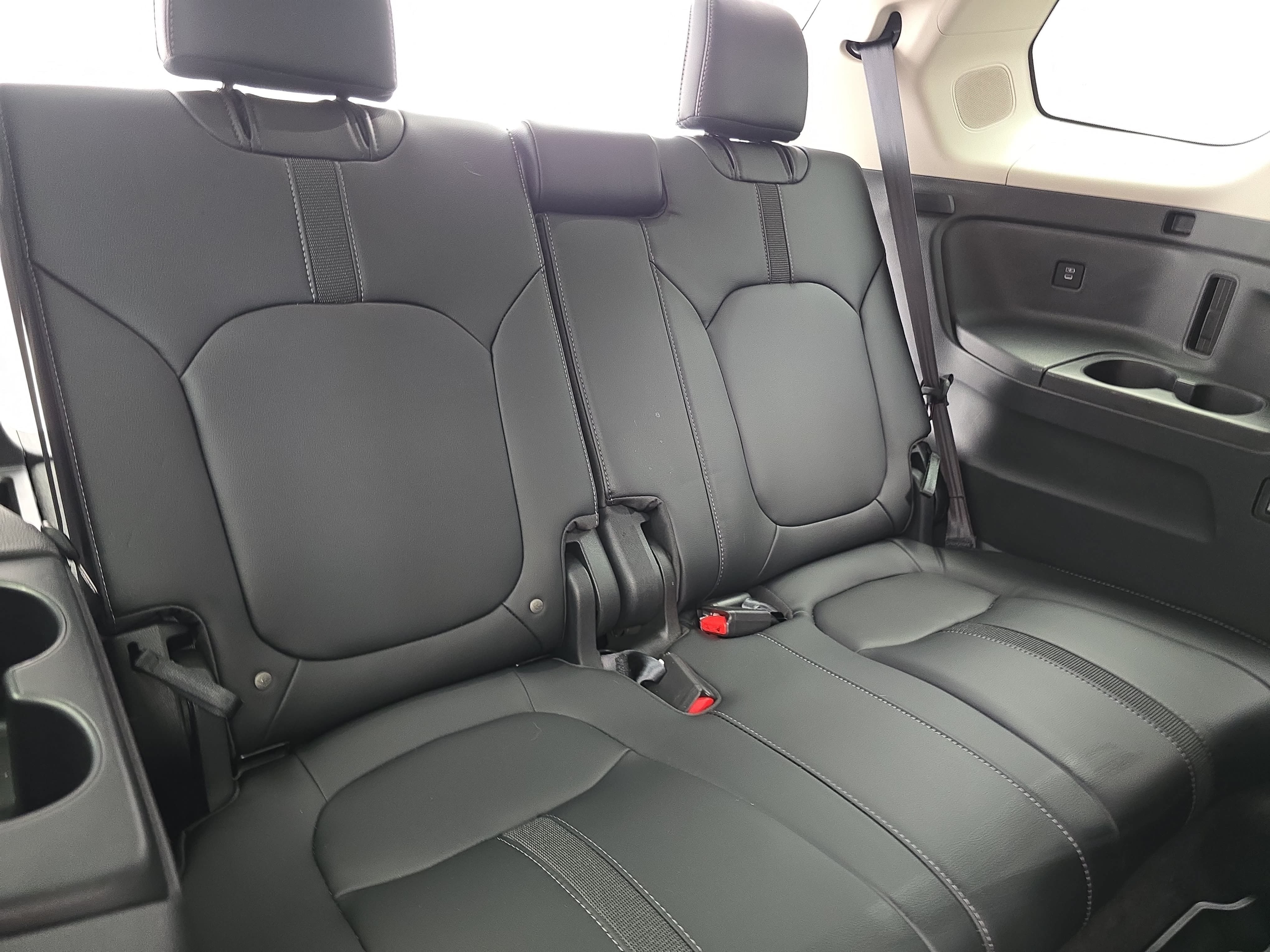 Certified 2024 Honda Pilot Touring image 12