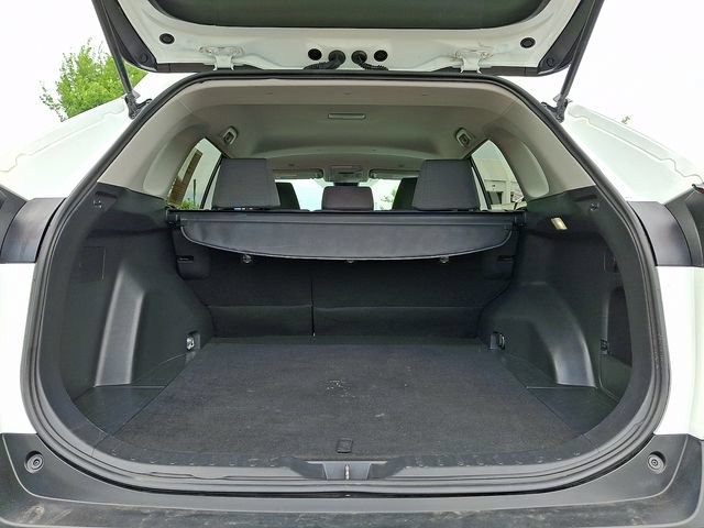 Used 2024 Toyota RAV4 XLE AWD/4WD image 28