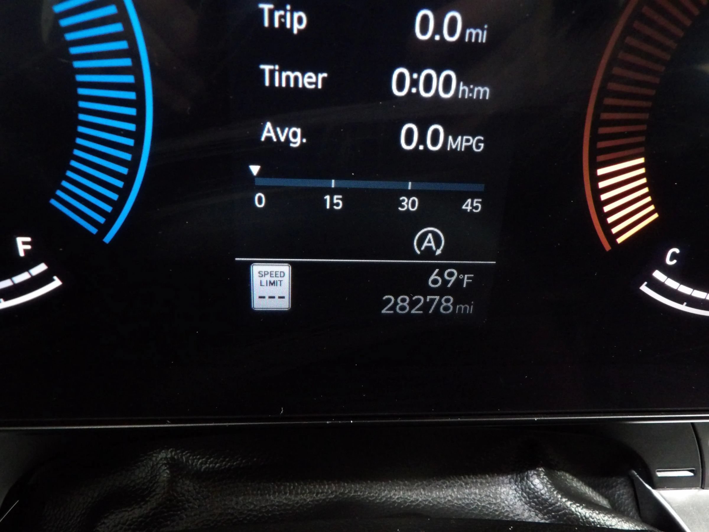 Used 2025 Hyundai Kona SE FWD image 21