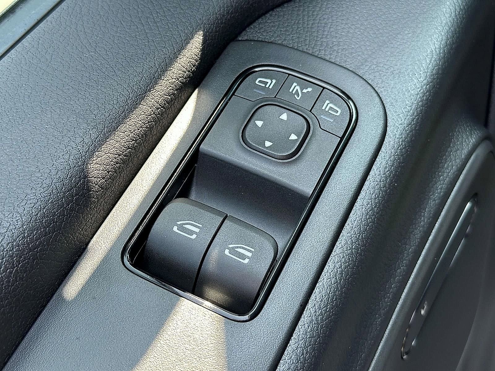 New 2025 Mercedes-Benz Sprinter 2500 image 13