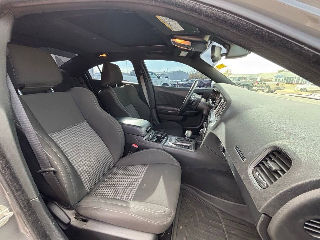Used 2023 Dodge Charger R/T w/ Blacktop Package image 14