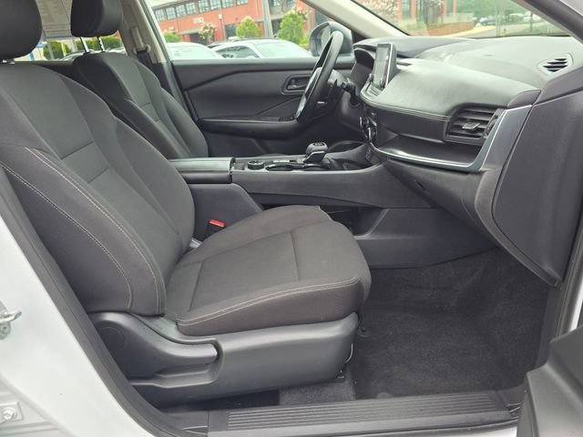 Used 2024 Nissan Rogue S AWD/4WD image 37