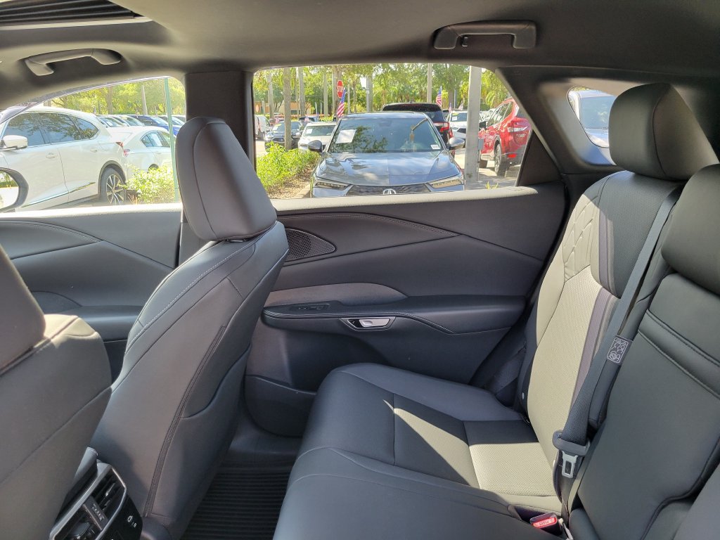 Used 2023 Lexus RX 350 Premium w/ Accessory Package AWD/4WD image 12