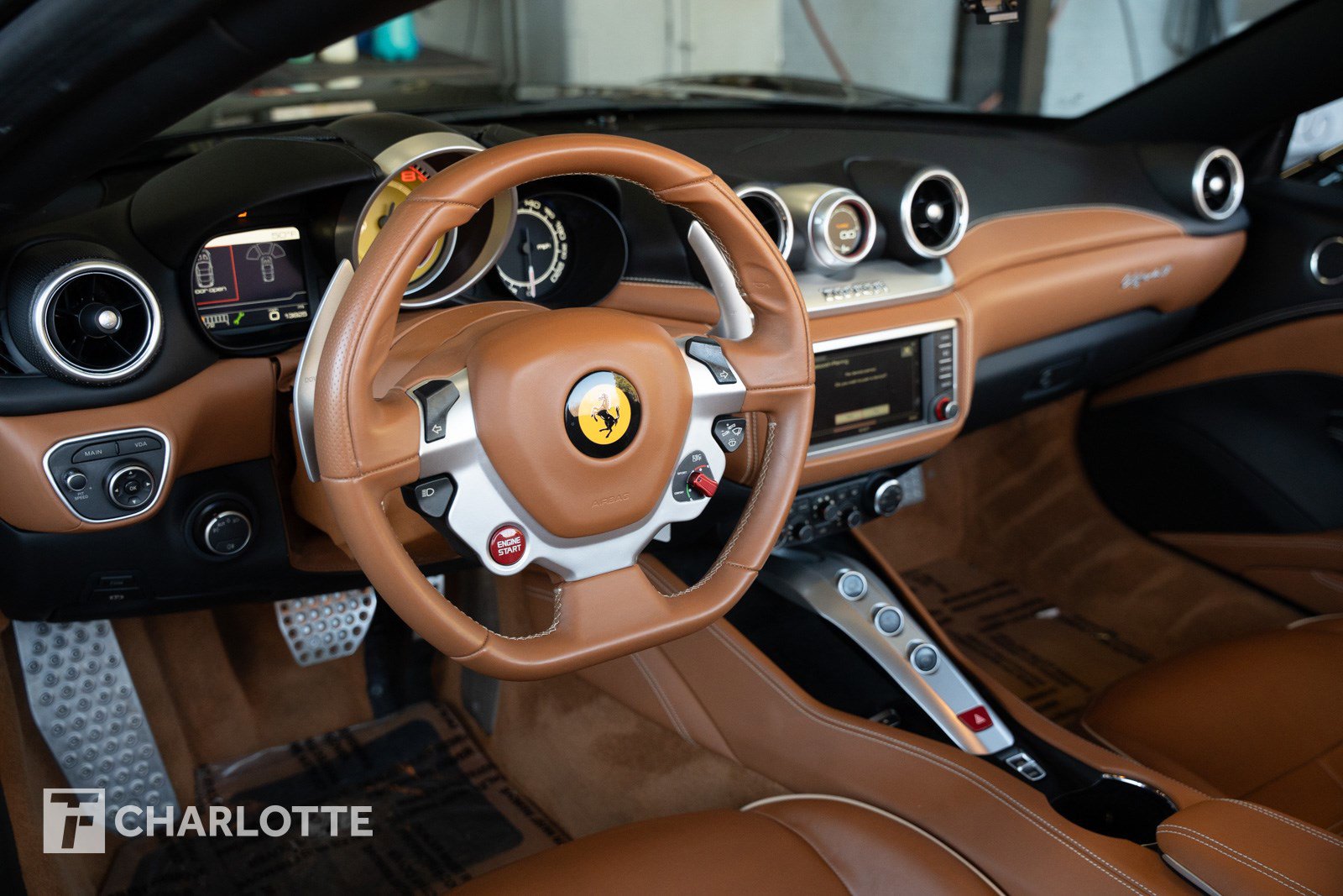 Used 2016 Ferrari California T image 23