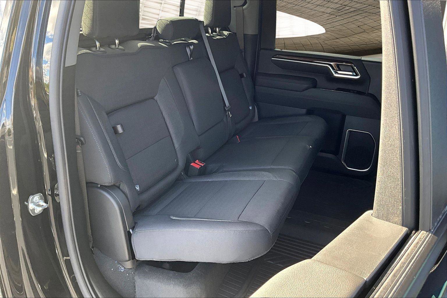 New 2026 Chevrolet Silverado 2500 LT w/ Trail Boss Package image 9