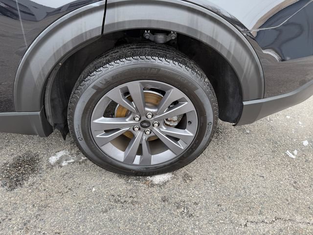 Used 2022 Ford Explorer XLT w/ Equipment Group 202A image 24