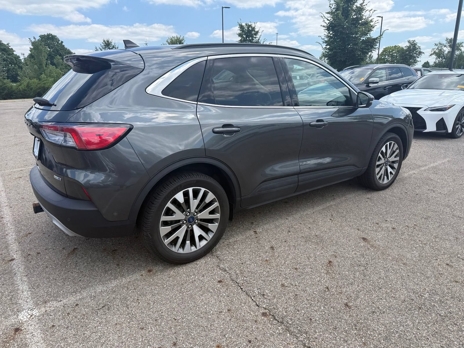 Used 2020 Ford Escape Titanium AWD/4WD image 5
