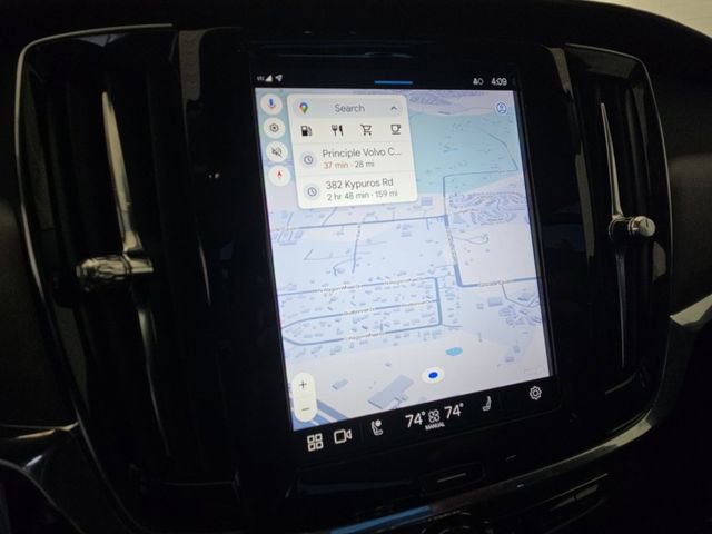 Used 2022 Volvo S90 B6 Inscription w/ Advanced Package image 5