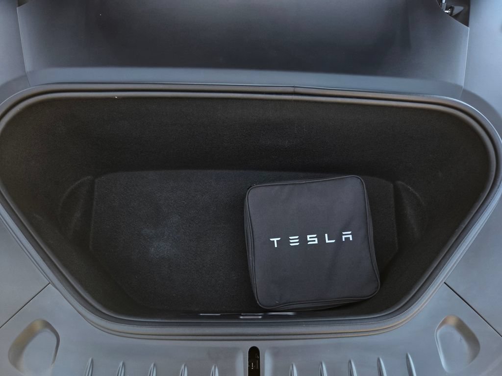 Used 2023 Tesla Model S Standard Range AWD/4WD image 25