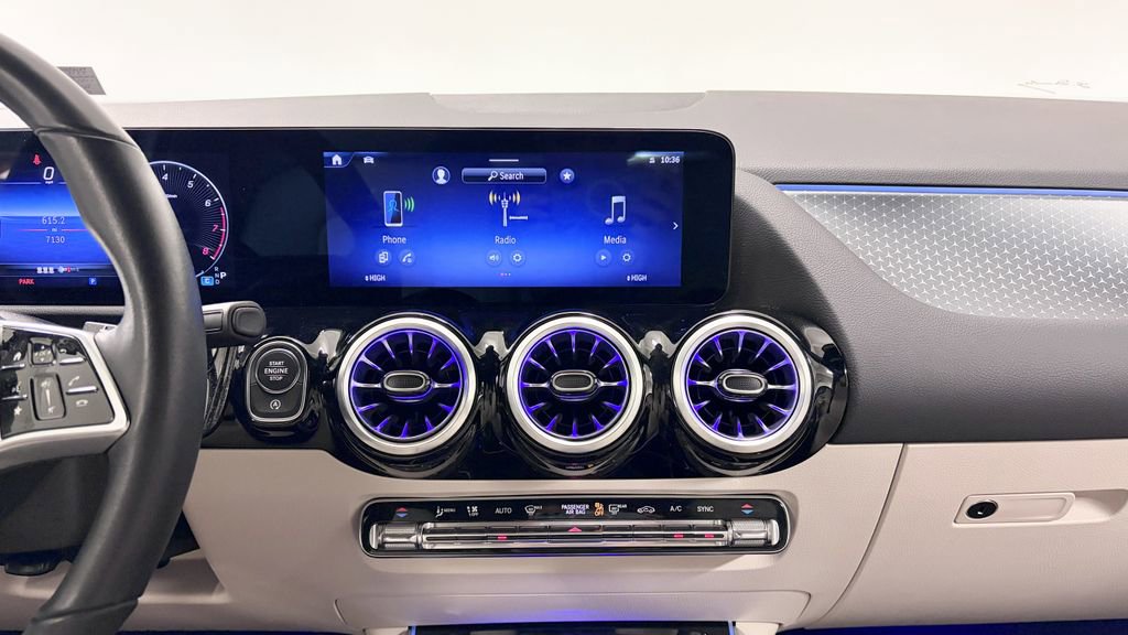 Certified 2025 Mercedes-Benz GLA 250 4MATIC image 17