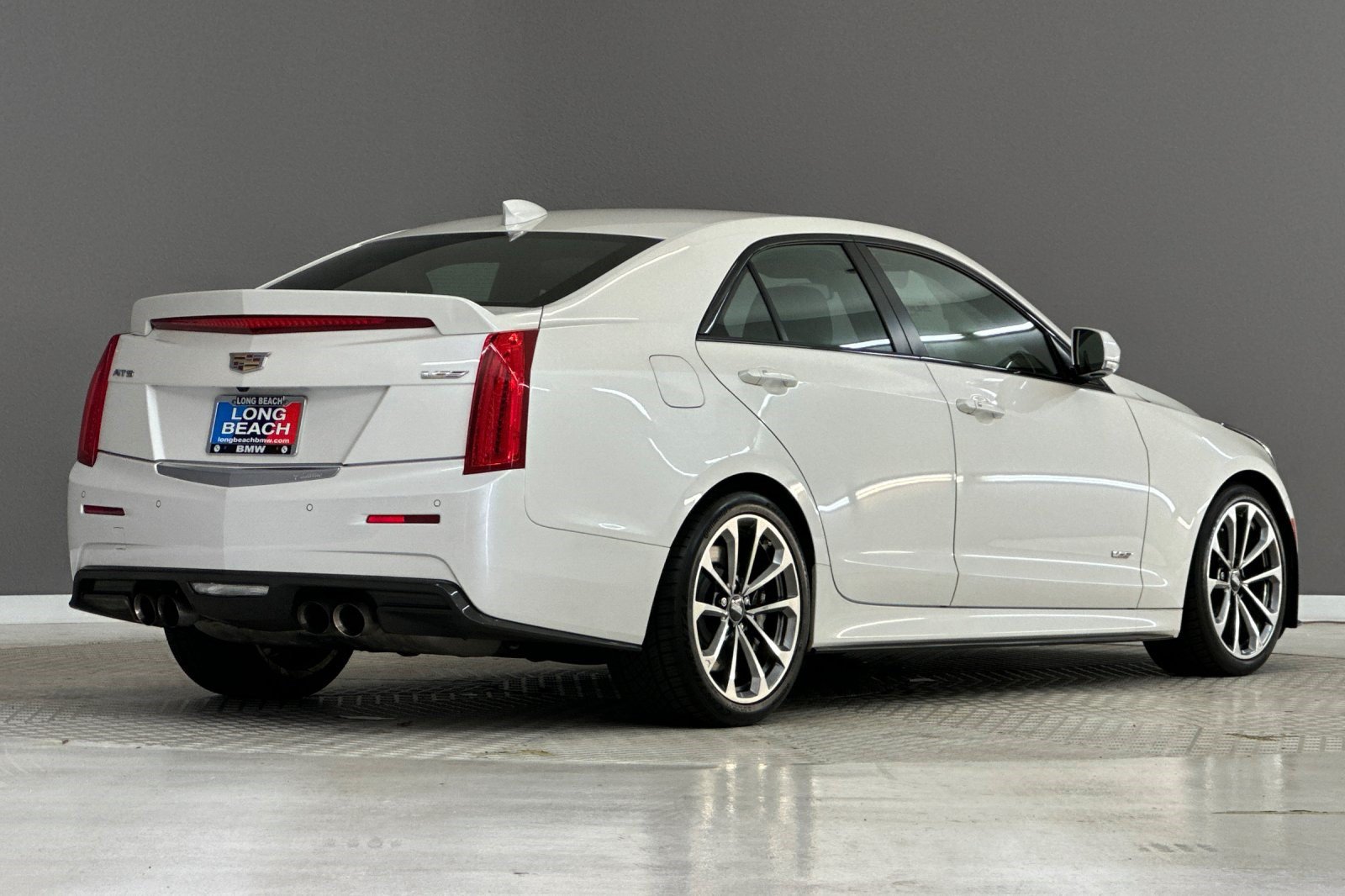 Used 2017 Cadillac ATS V w/ Carbon Fiber Package RWD image 8