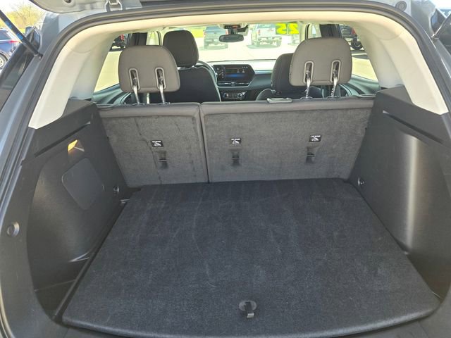 Used 2025 Chevrolet TrailBlazer LT AWD/4WD image 24