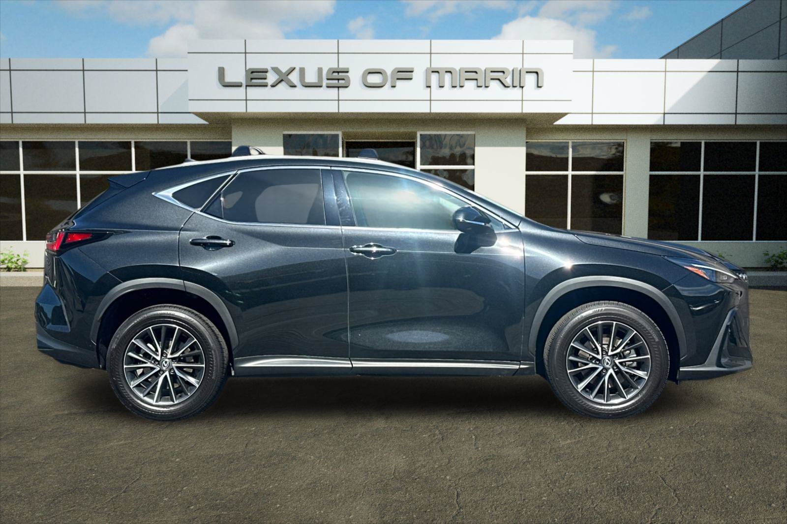Used 2024 Lexus NX 350 AWD w/ Vision Package image 7