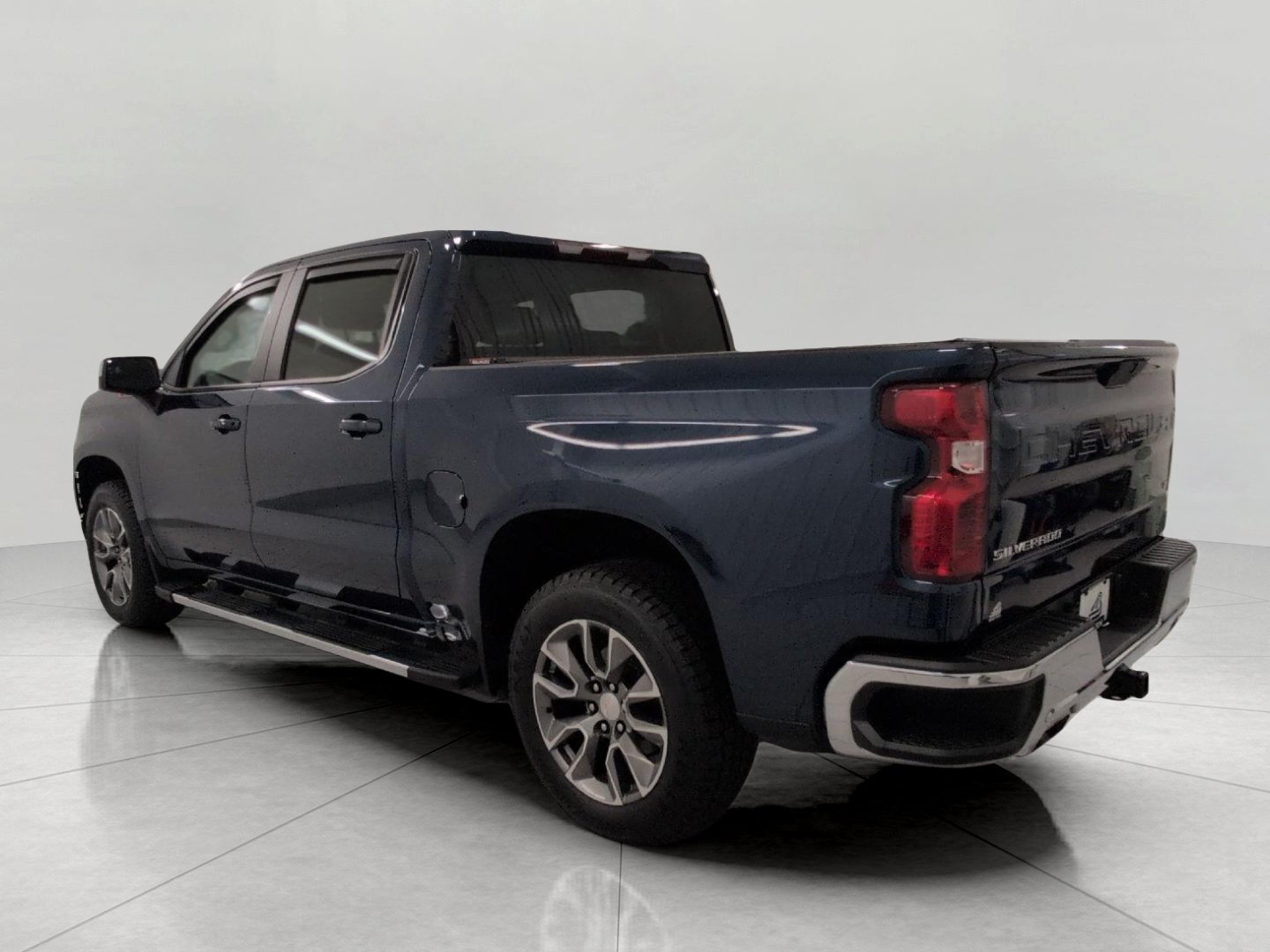 Used 2022 Chevrolet Silverado 1500 LT AWD/4WD image 20