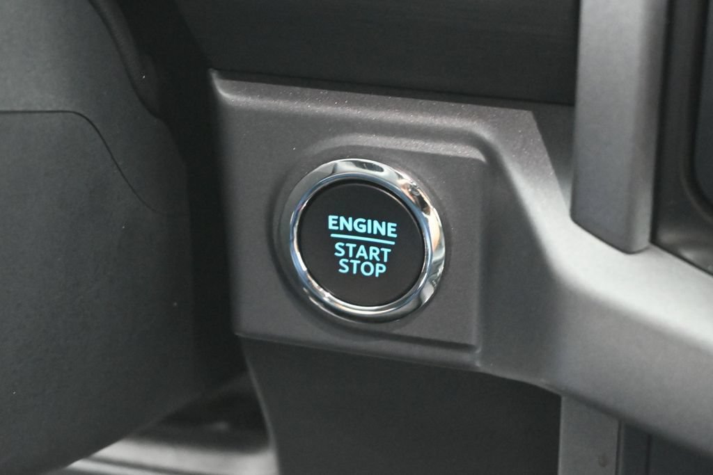 Used 2025 Ford F150 XLT w/ Equipment Group 302A MID AWD/4WD image 13