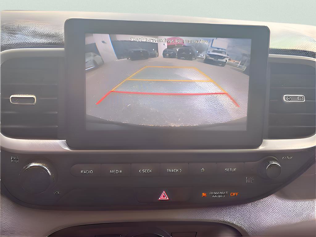 Used 2020 Hyundai Venue SEL image 35