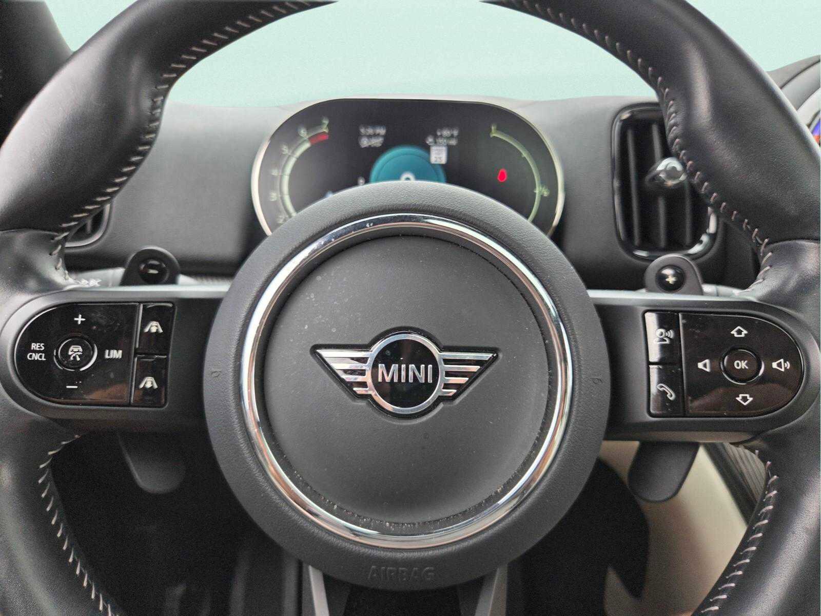 Certified 2024 MINI Cooper Countryman S FWD image 33