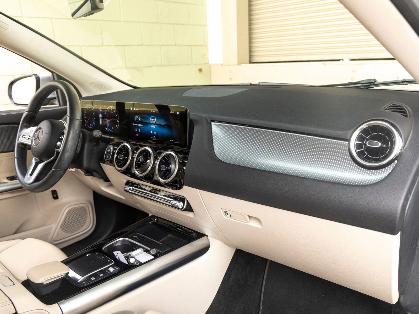 Used 2023 Mercedes-Benz GLA 250 image 28