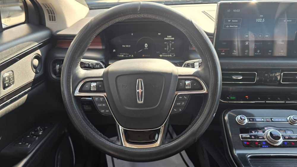 Used 2021 Lincoln Nautilus Reserve image 13