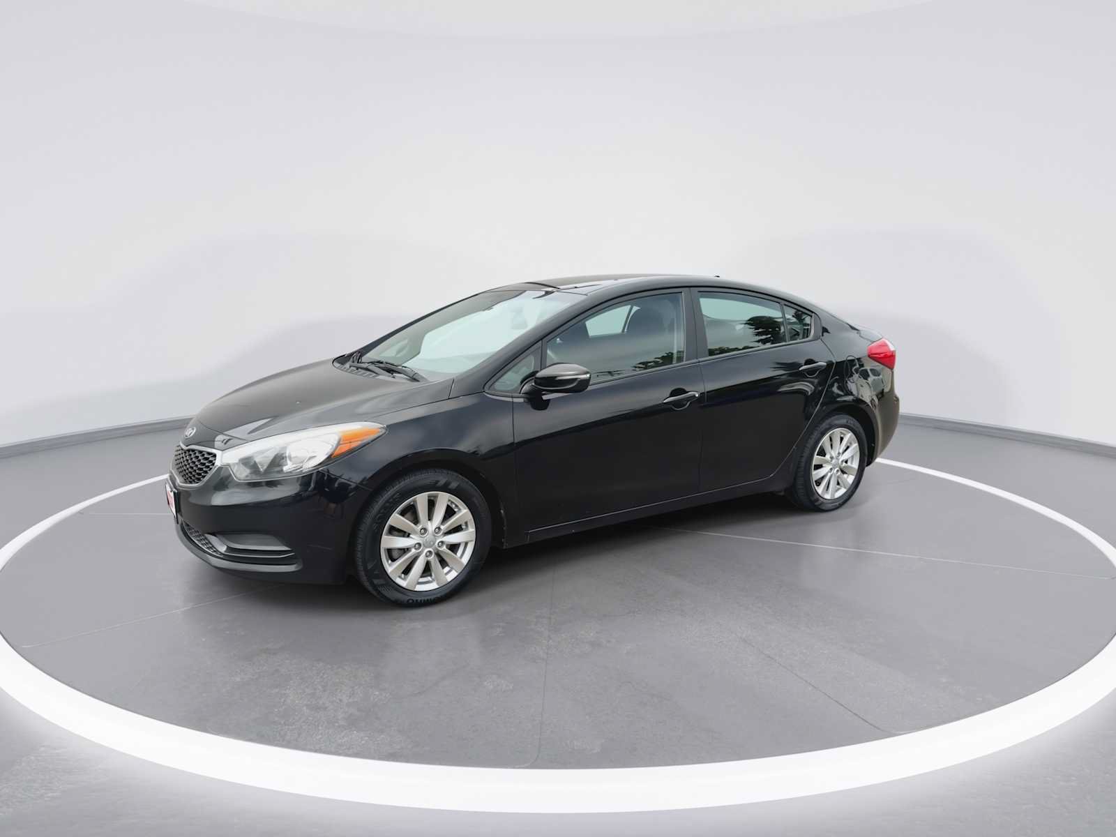 Used 2016 Kia Forte LX w/ LX Popular Plus Package FWD image 4