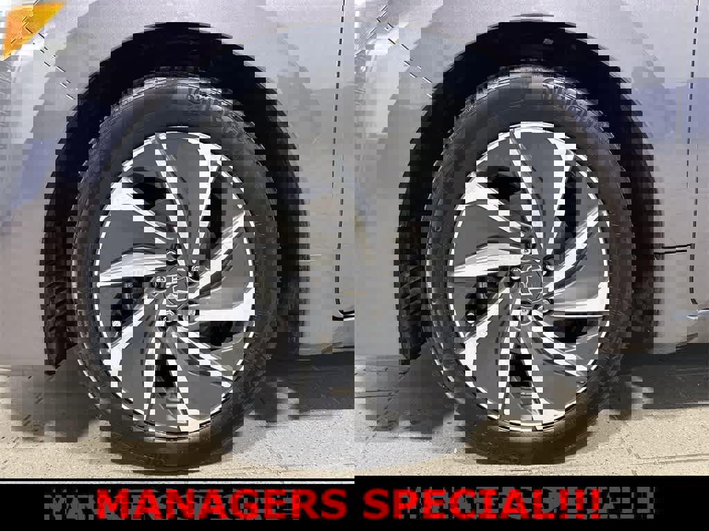 Used 2020 Honda Insight Touring image 10