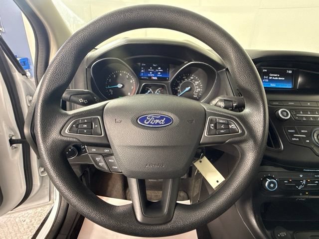Used 2018 Ford Focus SE FWD image 19