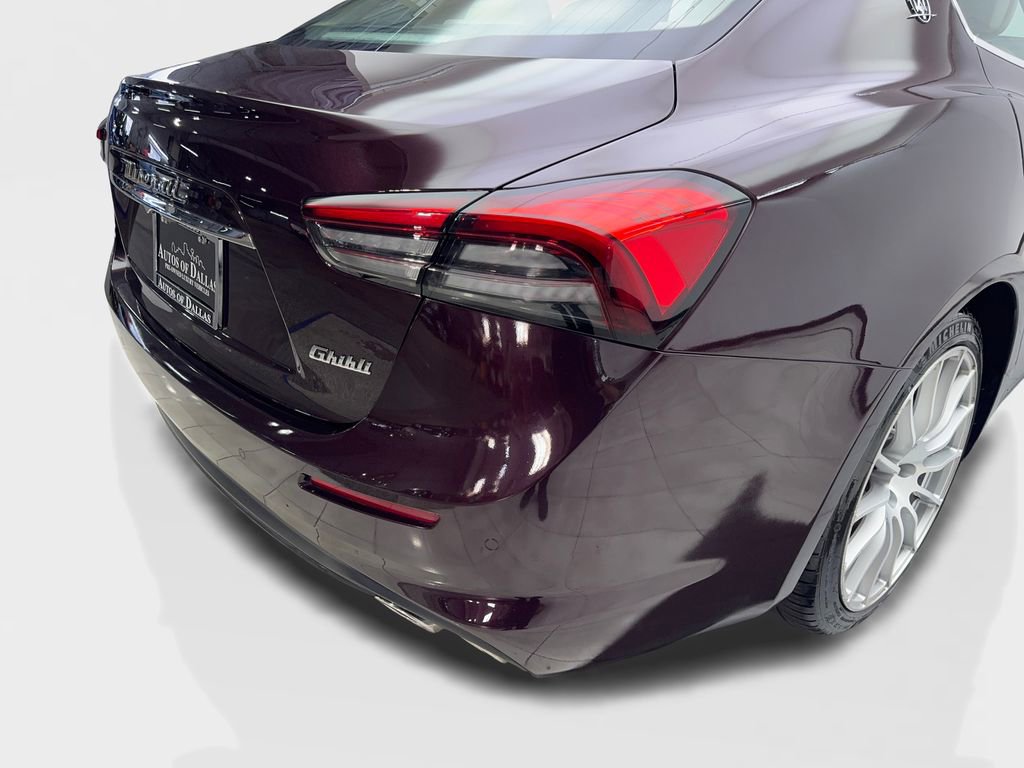 Used 2021 Maserati Ghibli image 18