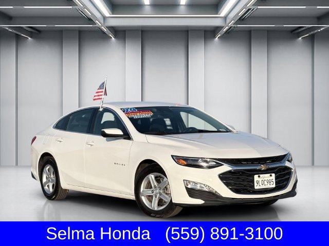 Used 2024 Chevrolet Malibu LT FWD image 1