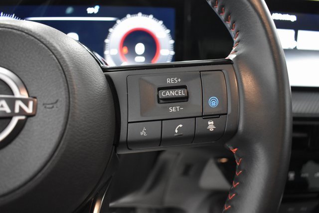 Certified 2025 Nissan Kicks SR image 24