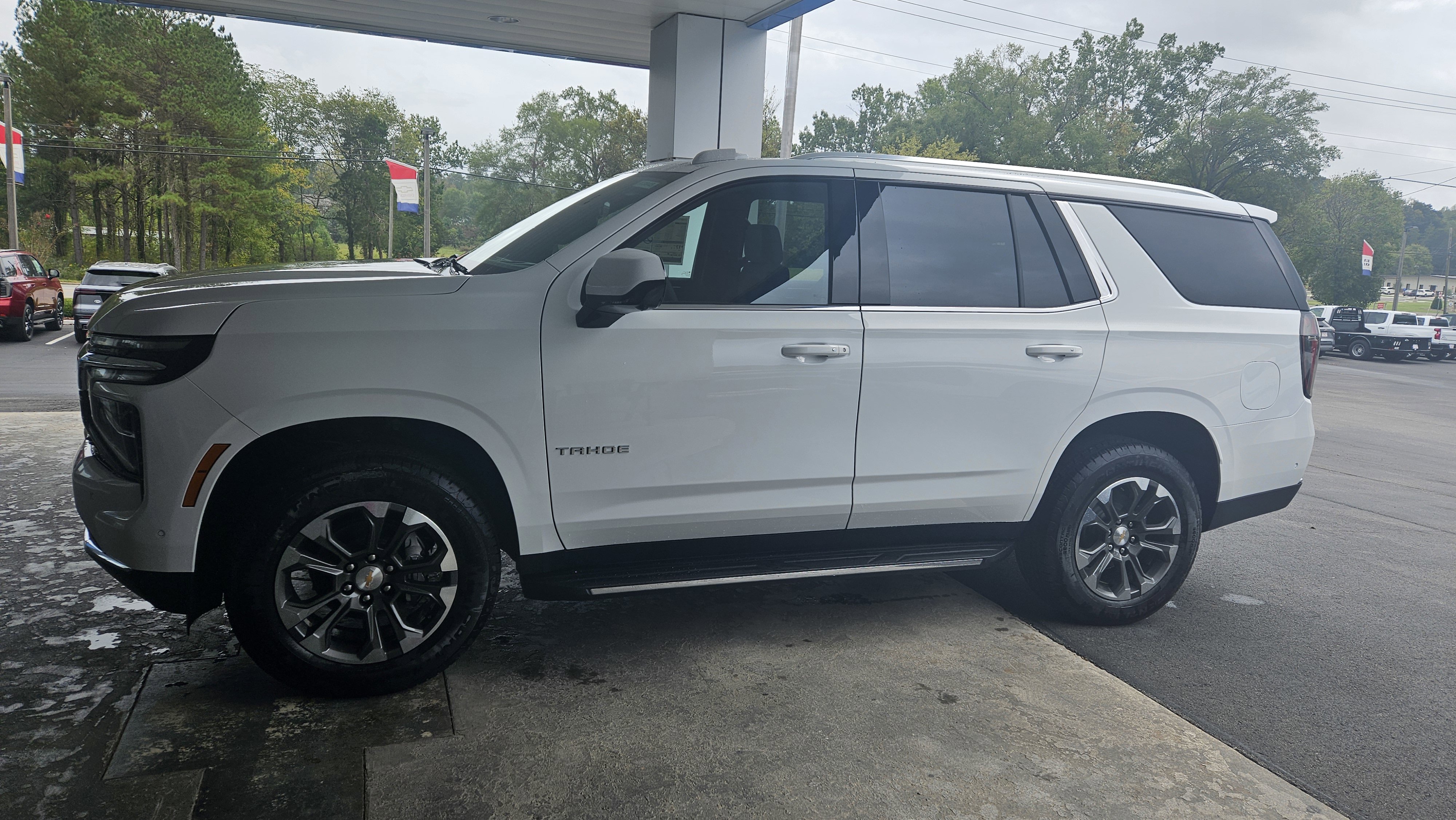 New 2026 Chevrolet Tahoe LS image 1
