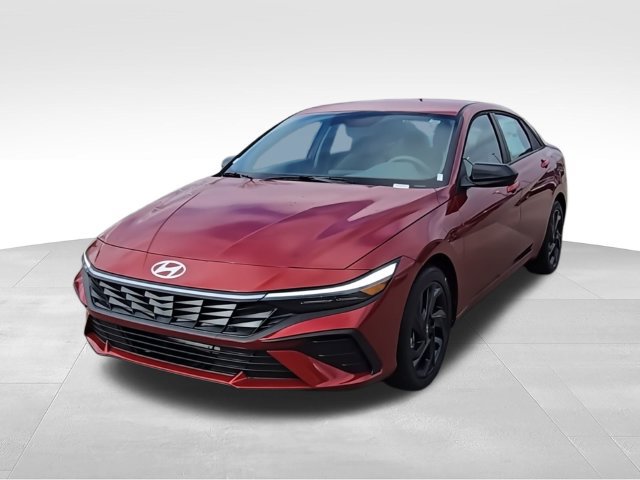 Certified 2026 Hyundai Elantra Sport FWD image 3