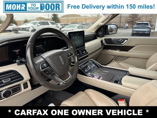 Used 2019 Lincoln Navigator Reserve image 12
