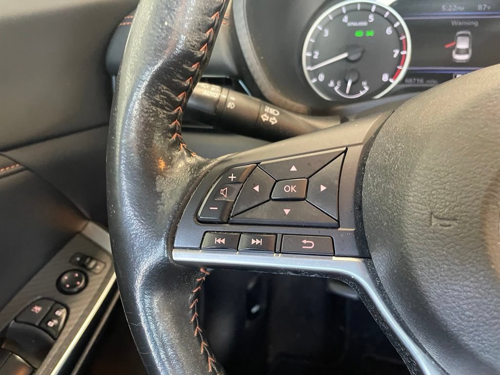 Certified 2022 Nissan Sentra SR FWD image 12