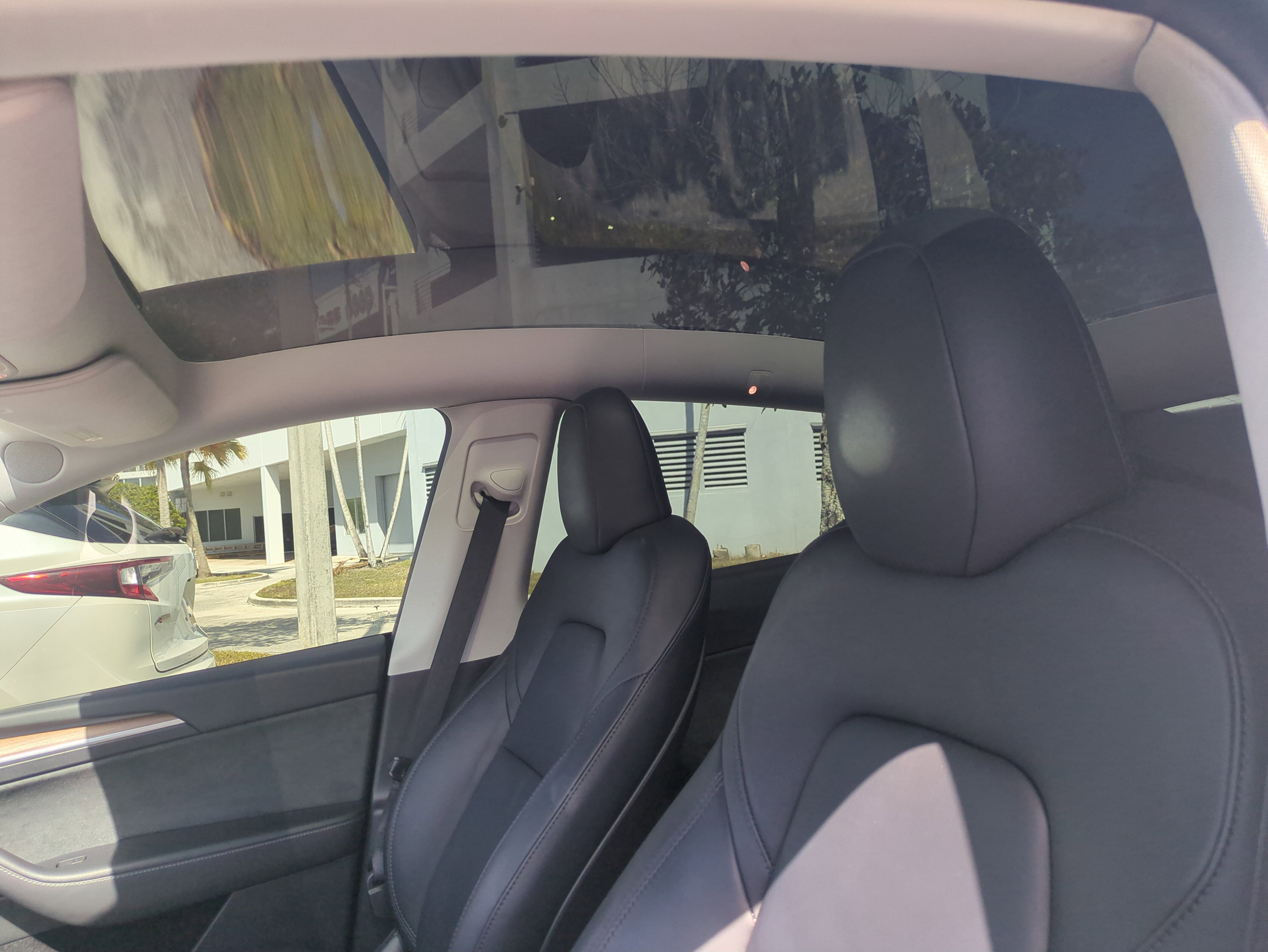 Used 2023 Tesla Model Y Performance image 22
