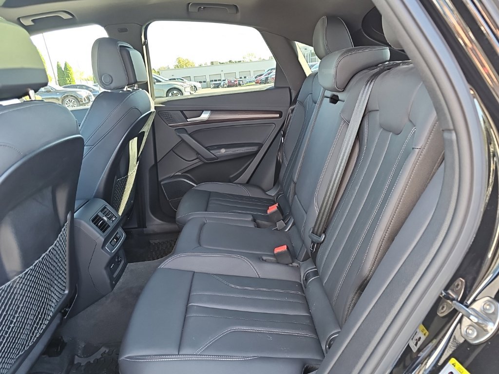 Certified 2023 Audi Q5 2.0T Premium Plus w/ Premium Plus Package AWD/4WD image 12