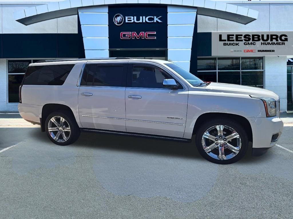 Used 2019 GMC Yukon XL Denali w/ Denali Ultimate Package AWD/4WD image 6