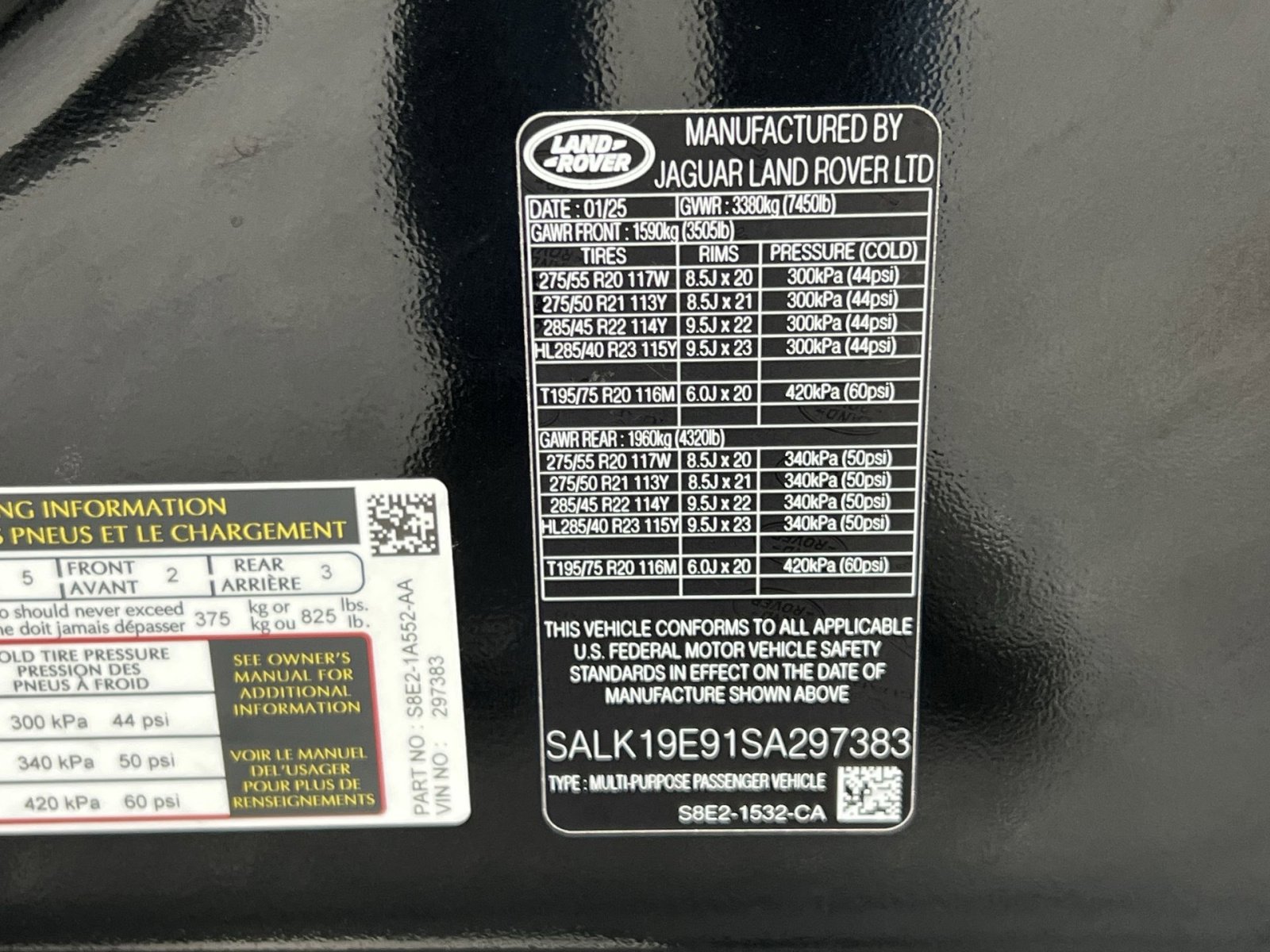 Used 2025 Land Rover Range Rover Autobiography image 36