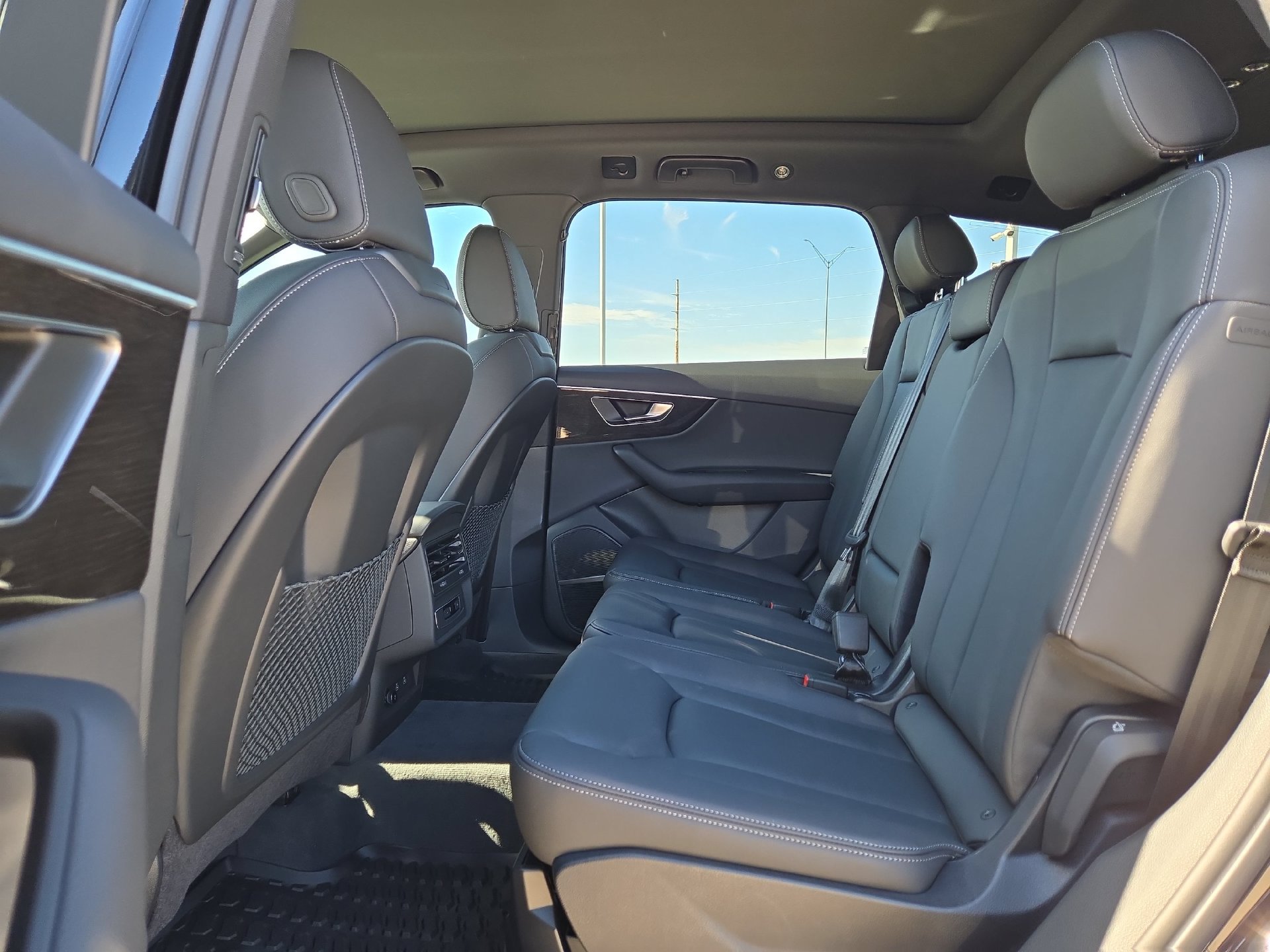 New 2026 Audi Q7 2.0T Premium AWD/4WD image 13