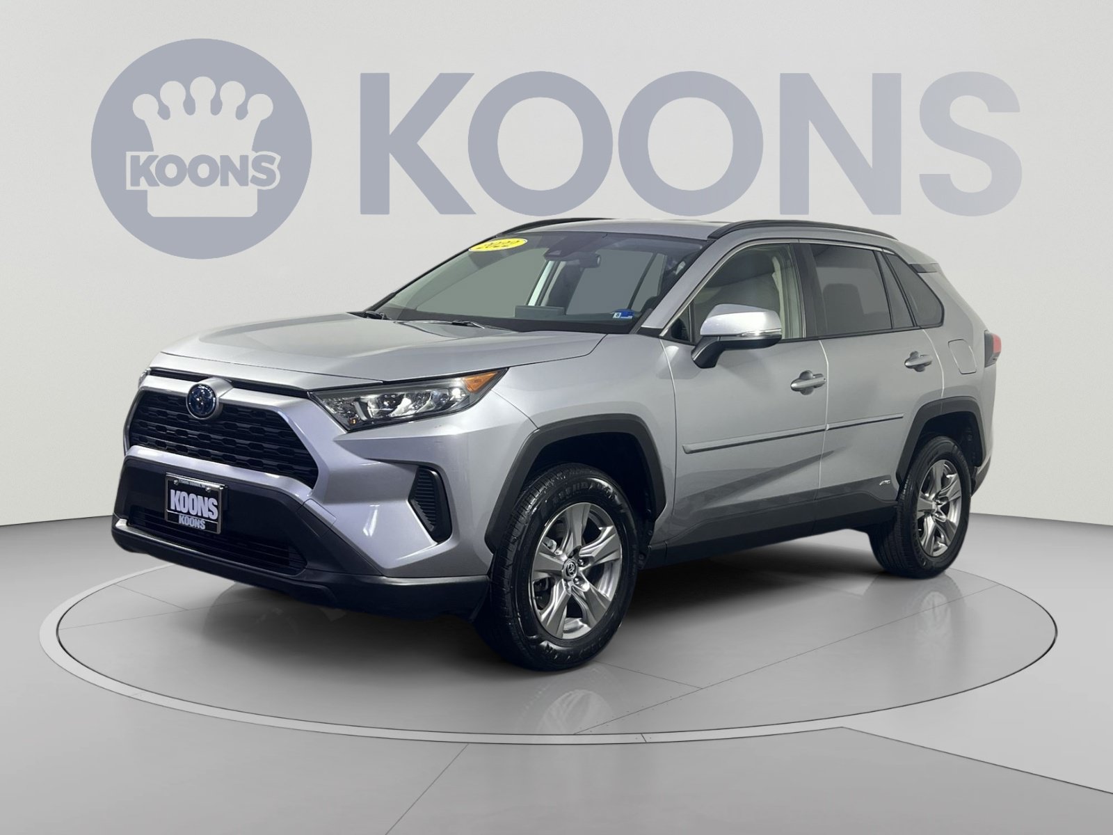 Used 2022 Toyota RAV4 LE AWD/4WD image 5