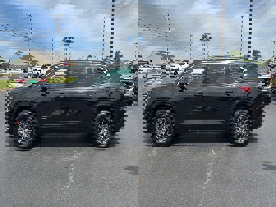 Used 2025 GMC Acadia Elevation FWD image 8