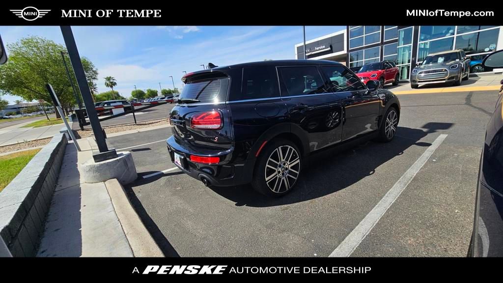 Used 2024 MINI Cooper Clubman S FWD image 1