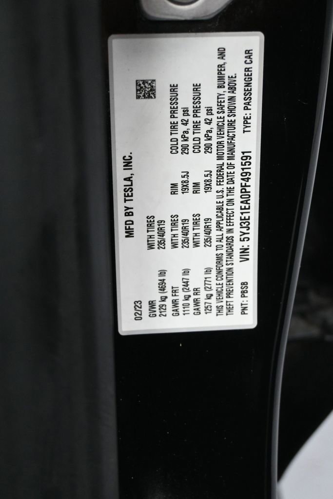 Used 2023 Tesla Model 3 Standard Range RWD image 8
