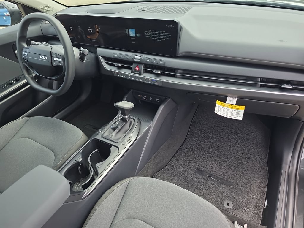 New 2026 Kia K4 FWD image 11