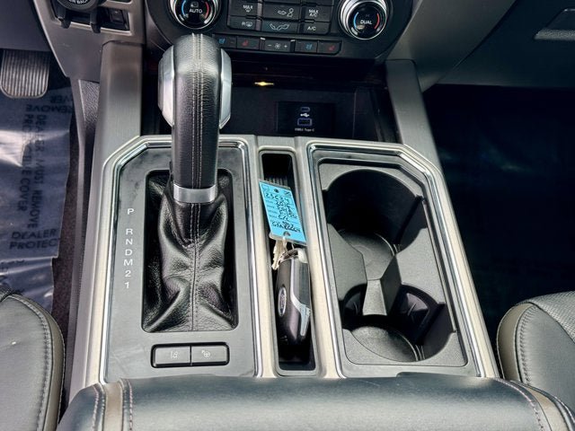 Used 2016 Ford F150 Platinum w/ Equipment Group 701A Luxury AWD/4WD image 19