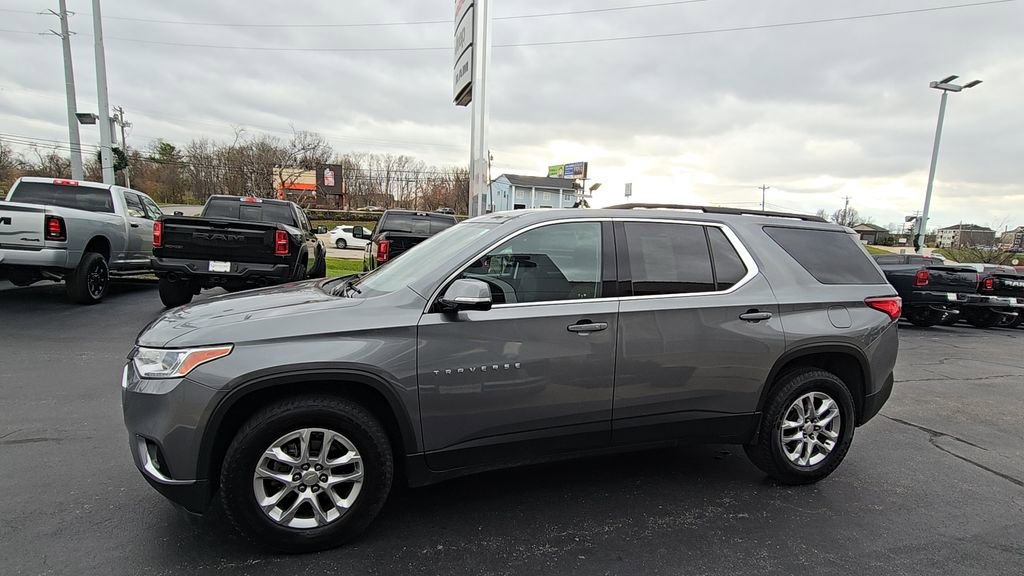 Used 2020 Chevrolet Traverse LT w/ Driver Confidence II Package image 5