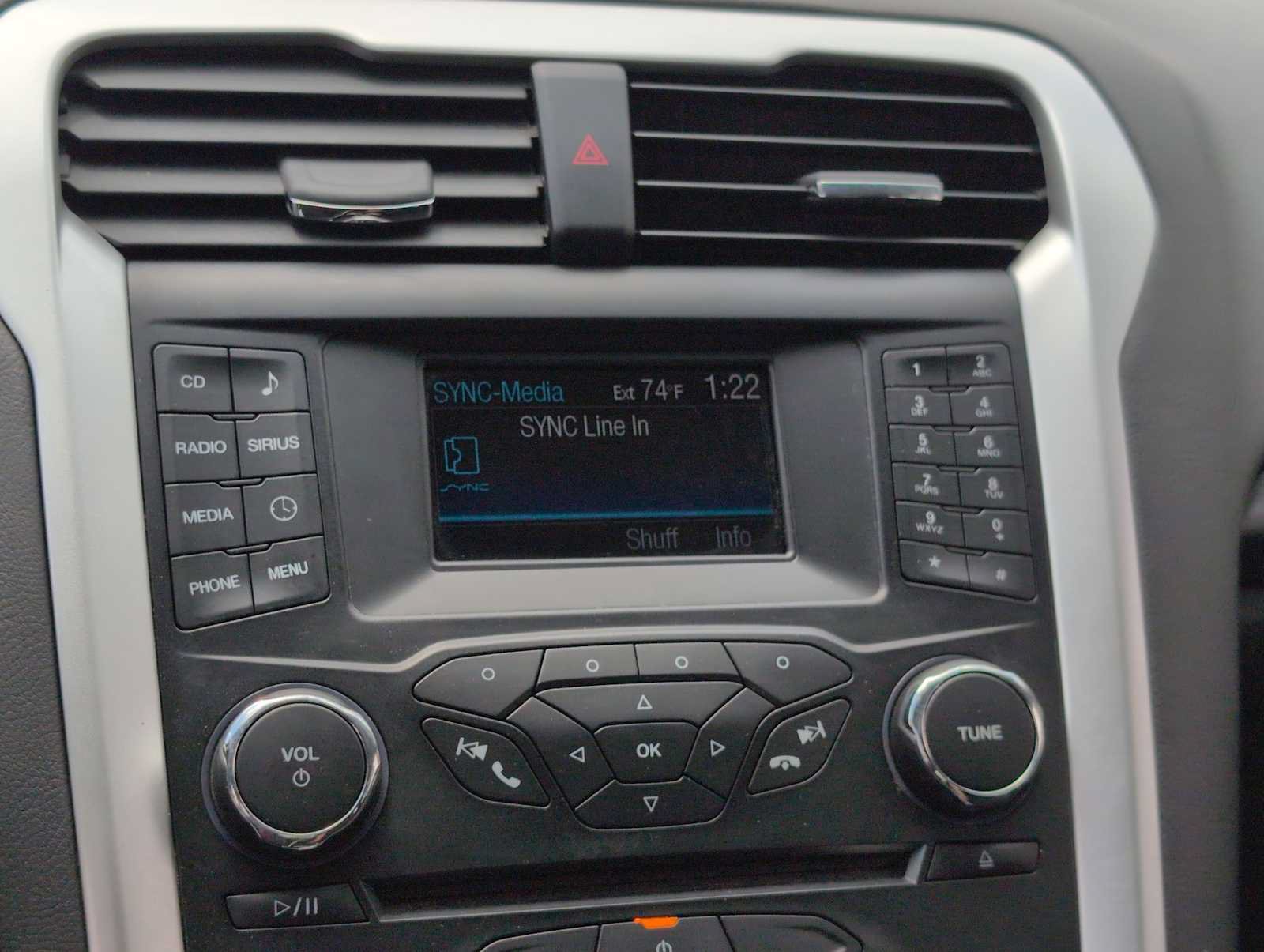 Used 2013 Ford Fusion SE FWD image 27